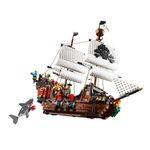 LEGO-Barco-pirata-3-en-1-1264-piezas-0