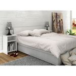 Respaldo-con-mesas-de-luz-en-blanco-0