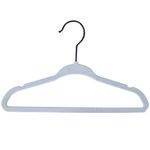 Percha-aterciopelada-para-niños-color-celeste-0