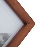 Portarretrato-con-Marco-Madera-10x15-cm-2