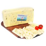 Queso-muzzarella-Banil-con-aceitunas-x-100-g-0