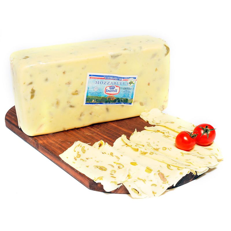 Queso-muzzarella-Banil-con-aceitunas-x-100-g-0