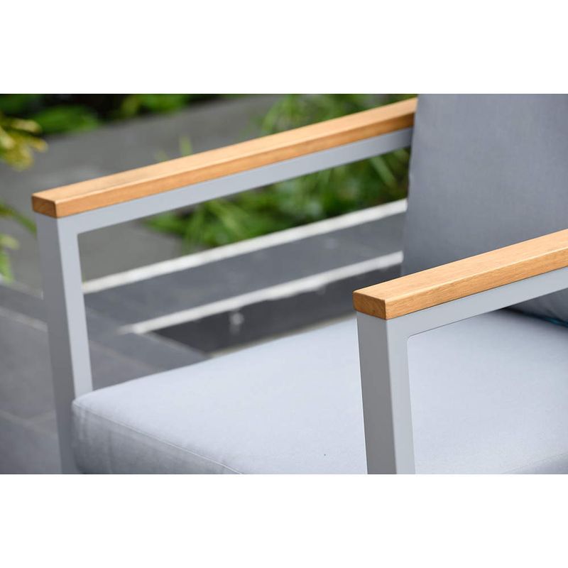 Set-de-jardin-sofa-2-sillones---mesa-7