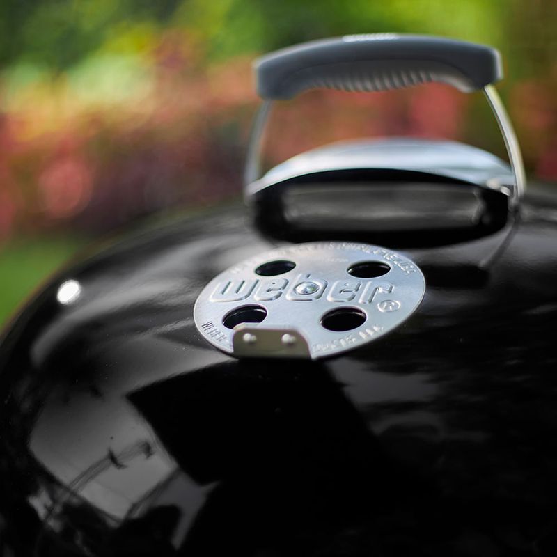 Barbacoa-a-carbon-18-Pulgadas-con-ruedas-WEBER-5