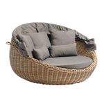 Sofa-cama-exterior-en-ratan-grueso-2