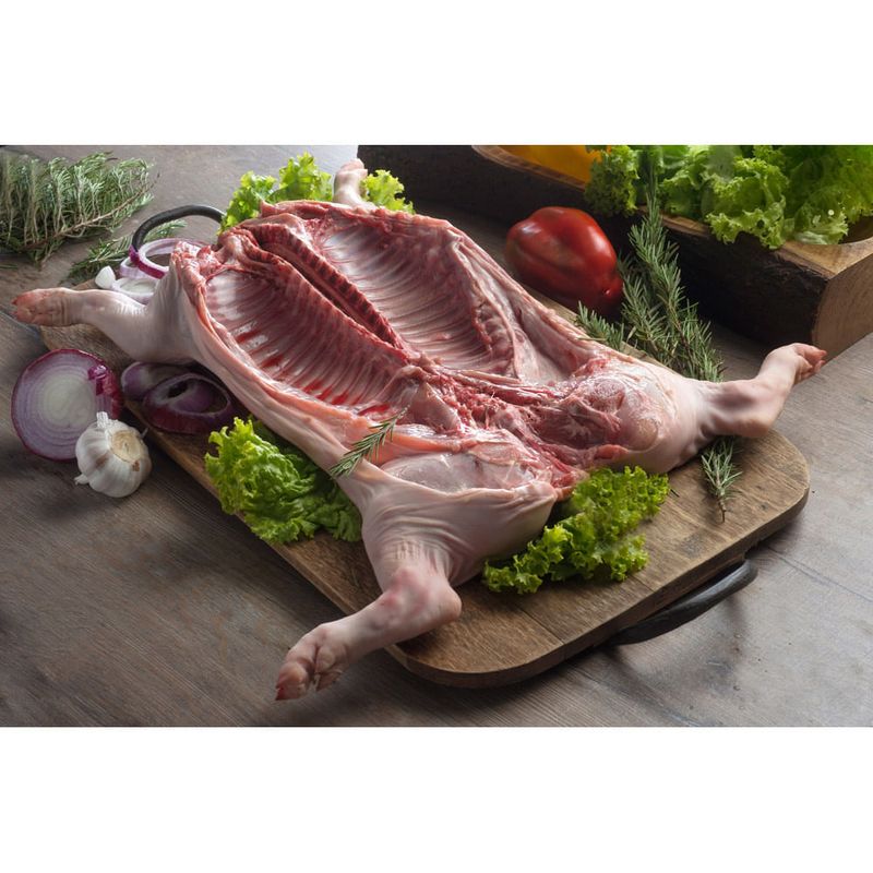 Lechon-medio-x-6-kg-aprox-0