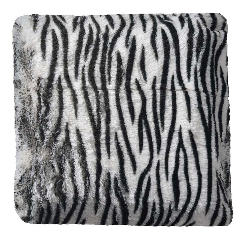 Manta-con-capucha-sherpa-130x180-cm-5